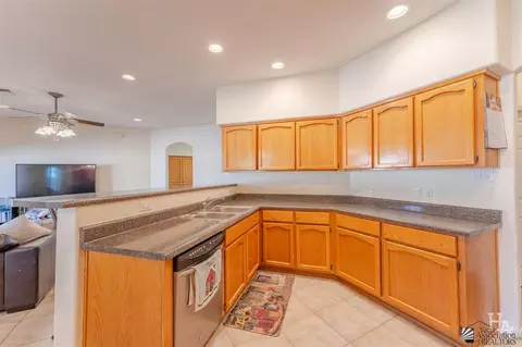 10422 E 38 Pl, Yuma, AZ 85365 photo 9