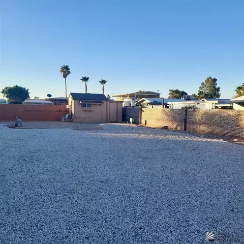13381 E 43 Ln, Yuma, AZ 85367 photo 2