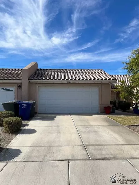 3076 S Robert Way, Yuma, AZ 85365