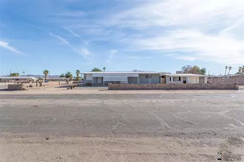 9411 E Wagon Wheel Dr, Yuma, AZ 85365