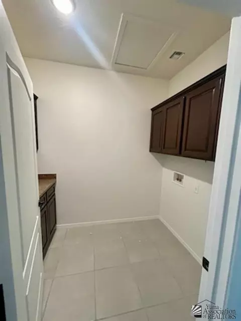 7649 E 43 Pl, Yuma, AZ 85365 photo 8