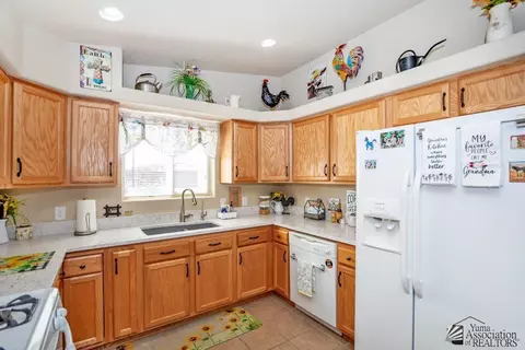 13740 E Driftwood Dr, Yuma, AZ 85367 photo 7