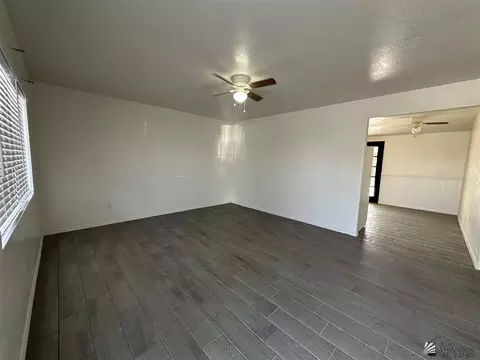 815 E 25 St, Yuma, AZ 85365 photo 4