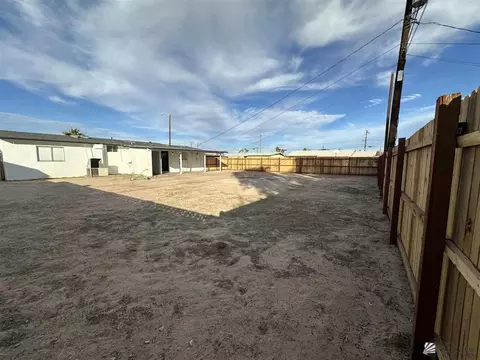 815 E 25 St, Yuma, AZ 85365 photo 15