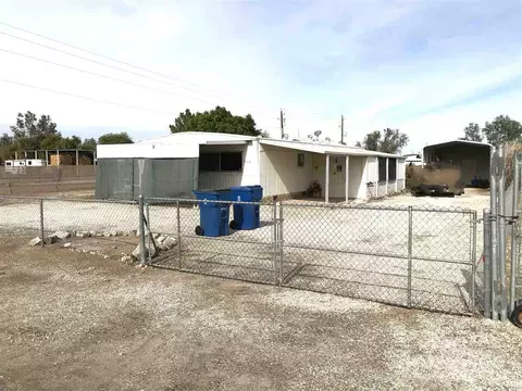 9312 E Ranch Dr, Yuma, AZ 85365 photo 2