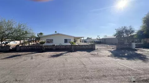 9383 E Corral St, Yuma, AZ 85365 photo 2