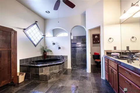 Bath - 14848 E 46 Loop, Yuma, AZ 85367 photo 1 of 5