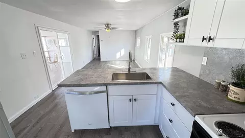 1125 S Dora Ave, Yuma, AZ 85364 photo 8