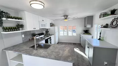 1125 S Dora Ave, Yuma, AZ 85364 photo 5