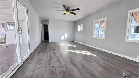 1125 S Dora Ave, Yuma, AZ 85364 photo 9