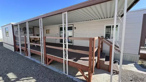 1125 S Dora Ave, Yuma, AZ 85364 photo 2