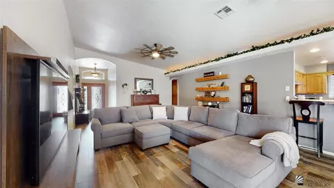 Living - 10175 E 37 Pl, Yuma, AZ 85364 photo 1 of 1