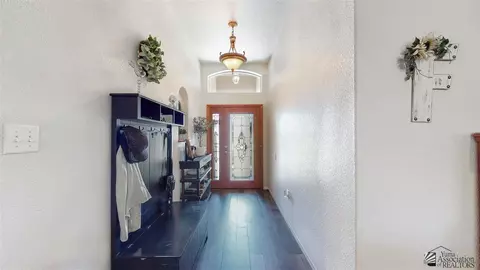 Entry Way - 10175 E 37 Pl, Yuma, AZ 85364 photo 1 of 2