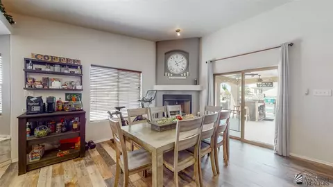 Dining - 10175 E 37 Pl, Yuma, AZ 85364 photo 2 of 3