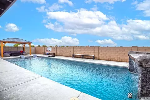 Exterior - 7920 E 42 Pl, Yuma, AZ 85365 photo 7 of 8
