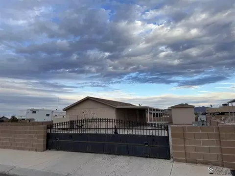 10321 S Spring Ave, Yuma, AZ 85365