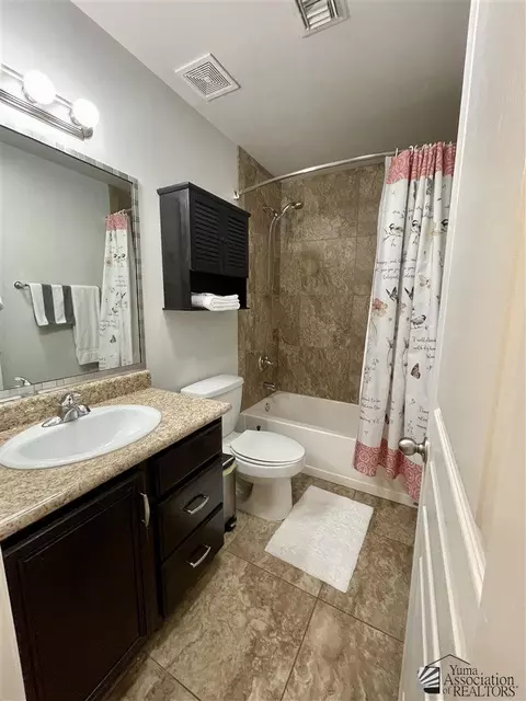 Bath - 11661 E 36 St, Yuma, AZ 85367 photo 1 of 5
