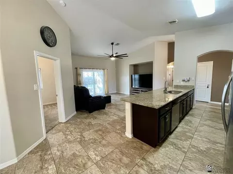 Kitchen - 11661 E 36 St, Yuma, AZ 85367 photo 5 of 5