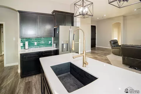 Kitchen - 3690 S Eagle Dr, Yuma, AZ 85365 photo 2 of 3