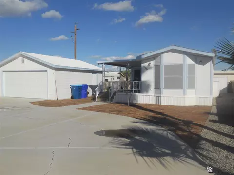 11677 S Helen Dr, Yuma, AZ 85367