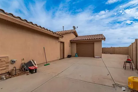Exterior - 11677 E 26 St, Yuma, AZ 85367 photo 11 of 12