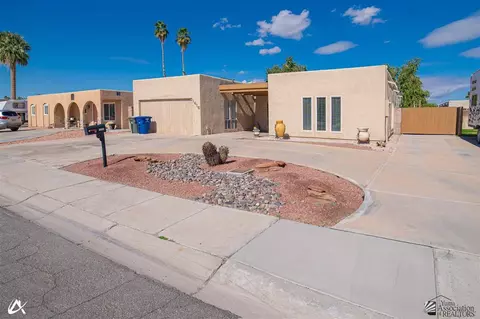 1416 E Sunset Ct, Yuma, AZ 85365