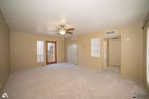 Living - 1416 E Sunset Ct, Yuma, AZ 85365 photo 4 of 4