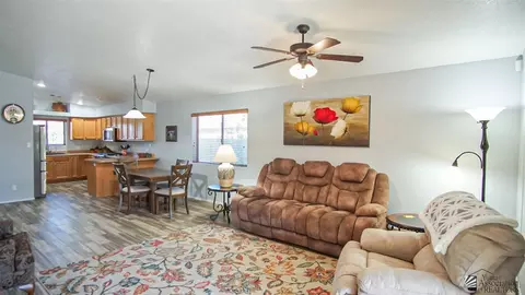 Living - 13745 E 45 Dr, Yuma, AZ 85367 photo 3 of 3