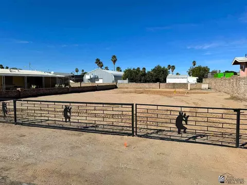 12878 E 37 Way, Yuma, AZ 85367
