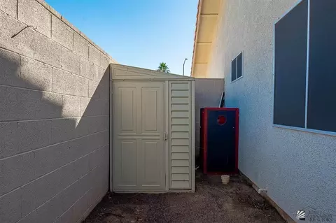 Exterior - 3534 E Rubio Ln, Yuma, AZ 85365 photo 7 of 8