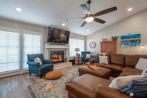 Living - 3534 E Rubio Ln, Yuma, AZ 85365 photo 3 of 6