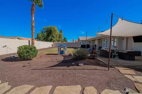 Exterior - 3534 E Rubio Ln, Yuma, AZ 85365 photo 5 of 8
