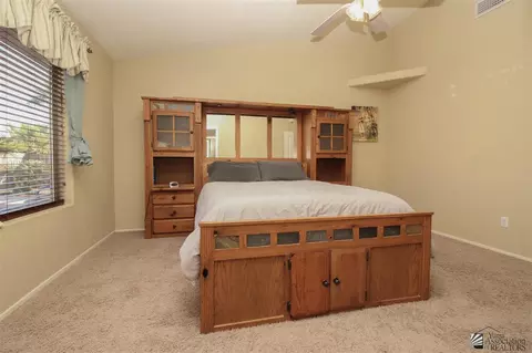 Bedroom - 11166 E 26 Ln, Yuma, AZ 85367 photo 2 of 3