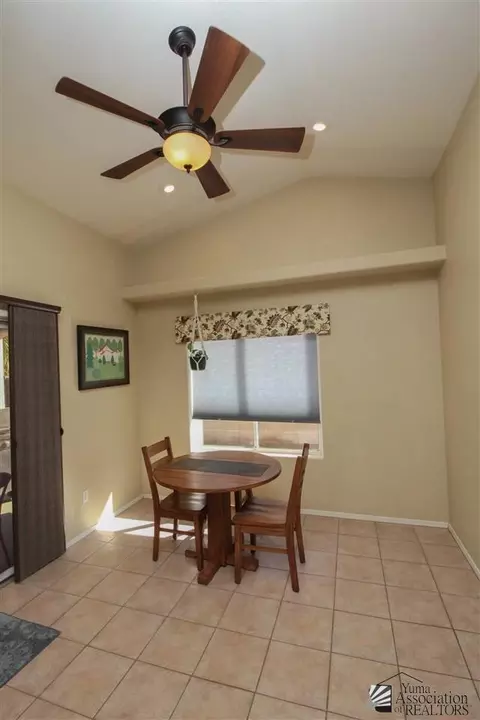 Dining - 11166 E 26 Ln, Yuma, AZ 85367 photo 2 of 2