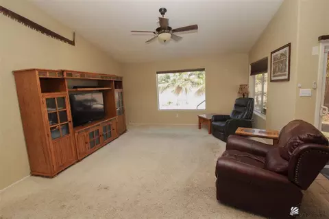 Living - 11166 E 26 Ln, Yuma, AZ 85367 photo 2 of 2