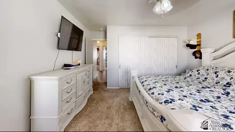 Bedroom - 7112 E 24 Ln, Yuma, AZ 85365 photo 6 of 9