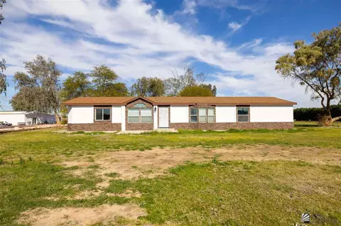 3426 E County 18 St, Yuma, AZ 85365 photo 2