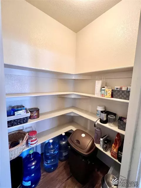 Kitchen - 7634 E 40th Rd, Yuma, AZ 85365 photo 7 of 7