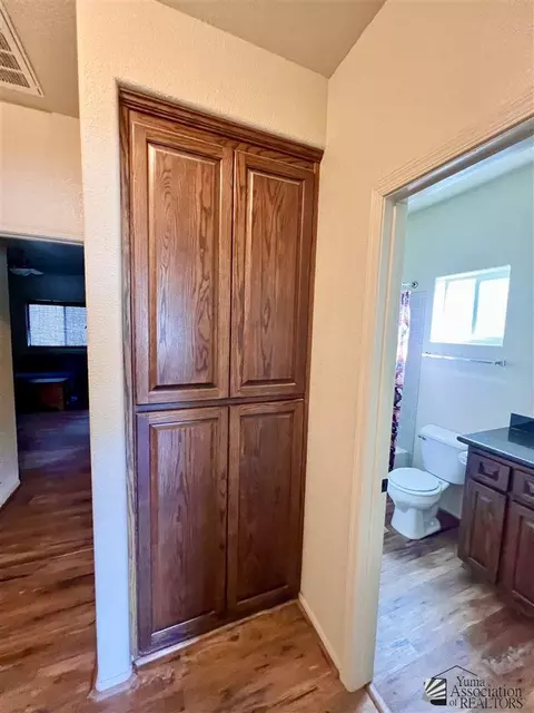 Bath - 7634 E 40th Rd, Yuma, AZ 85365 photo 5 of 8
