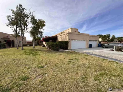 10600 S Via Salida, Yuma, AZ 85367