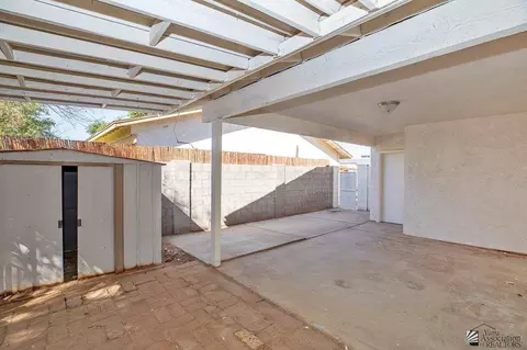 Exterior - 7221 E 24 Pl, Yuma, AZ 85365 photo 10 of 12