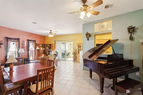 Dining - 12610 E 47 Dr, Yuma, AZ 85367 photo 1 of 3