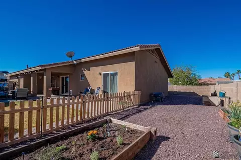 Exterior - 13722 E 45 St, Yuma, AZ 85367 photo 3 of 7