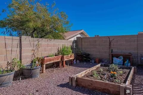 Exterior - 13722 E 45 St, Yuma, AZ 85367 photo 4 of 7