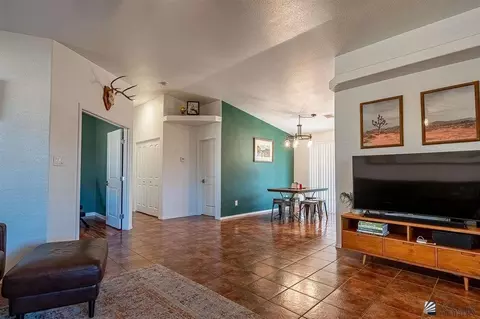 Living - 13722 E 45 St, Yuma, AZ 85367 photo 2 of 5