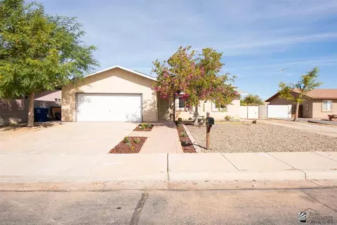 2752 W 29 St, Yuma, AZ 85364