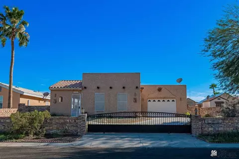 Exterior - 13857 E 49 St, Yuma, AZ 85367 photo 4 of 8