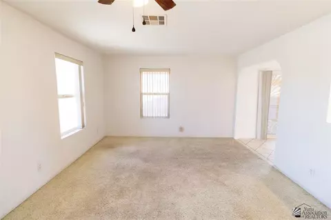 Living - 13857 E 49 St, Yuma, AZ 85367 photo 2 of 5