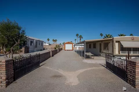 13476 E 43 Dr, Yuma, AZ 85367 photo 2