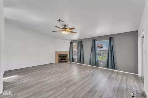 Living - 6322 E 41 St, Yuma, AZ 85365 photo 1 of 1